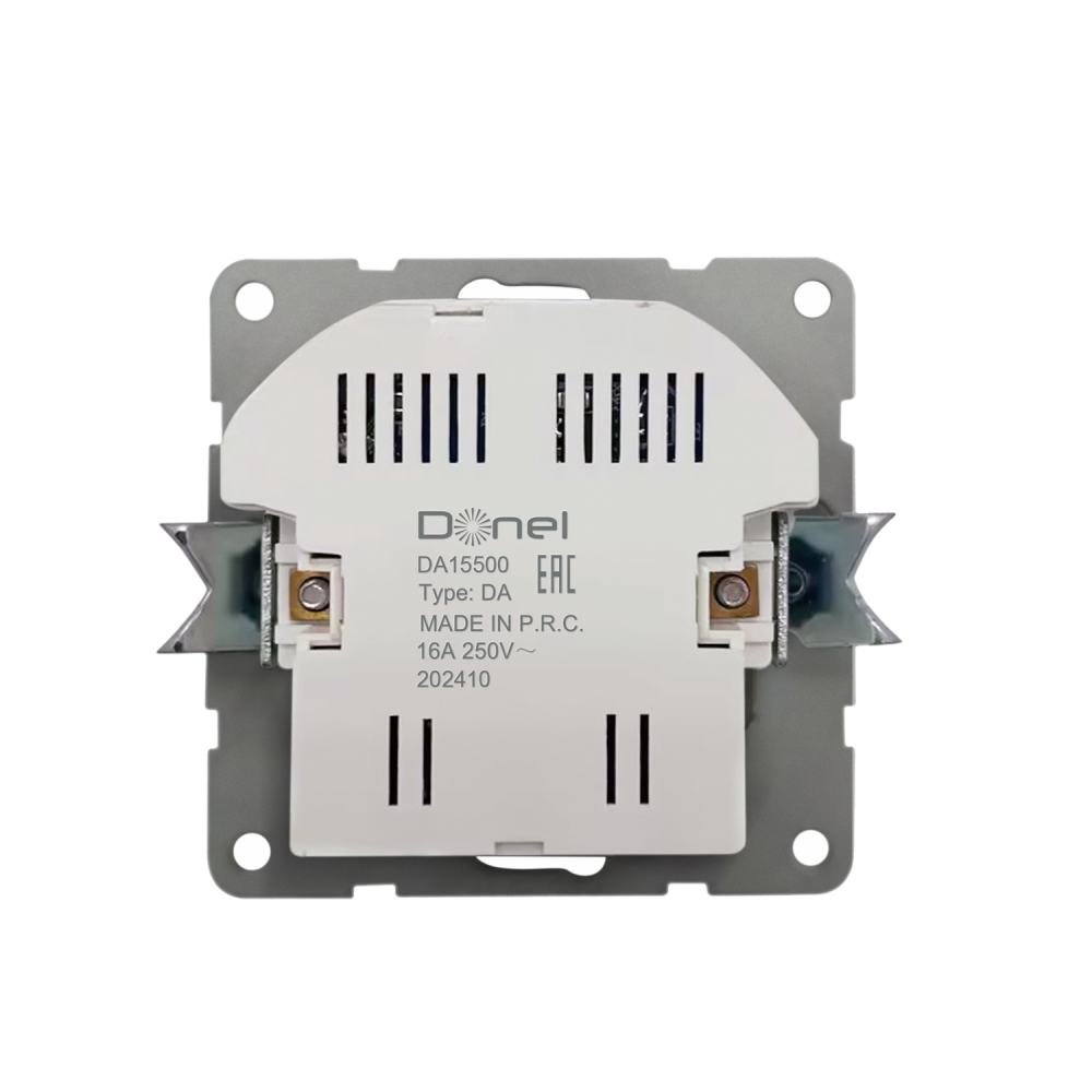 Розетка встраиваемая Donel R98 с заземлением и шторками + зарядка USB A+C 20W Алюминий матовый DA15500-DA22226 — изображение 5