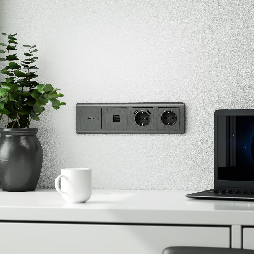 Накладка для розетки Werkel USB Графит рифленый W1179504 — изображение 3
